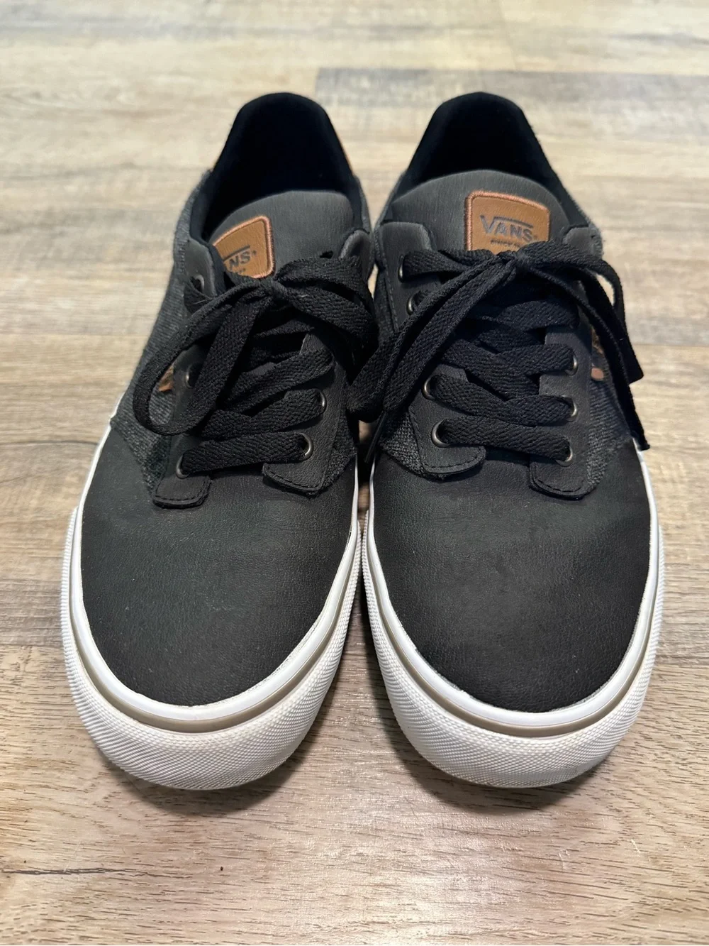 Vans Men’s Black Canvas Low-Top Sneakers Size 11